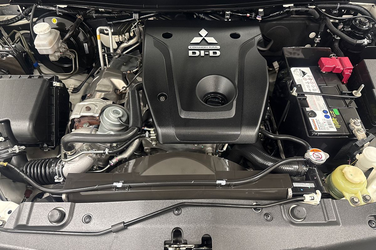 2021 Mitsubishi Pajero Sport GLS QF