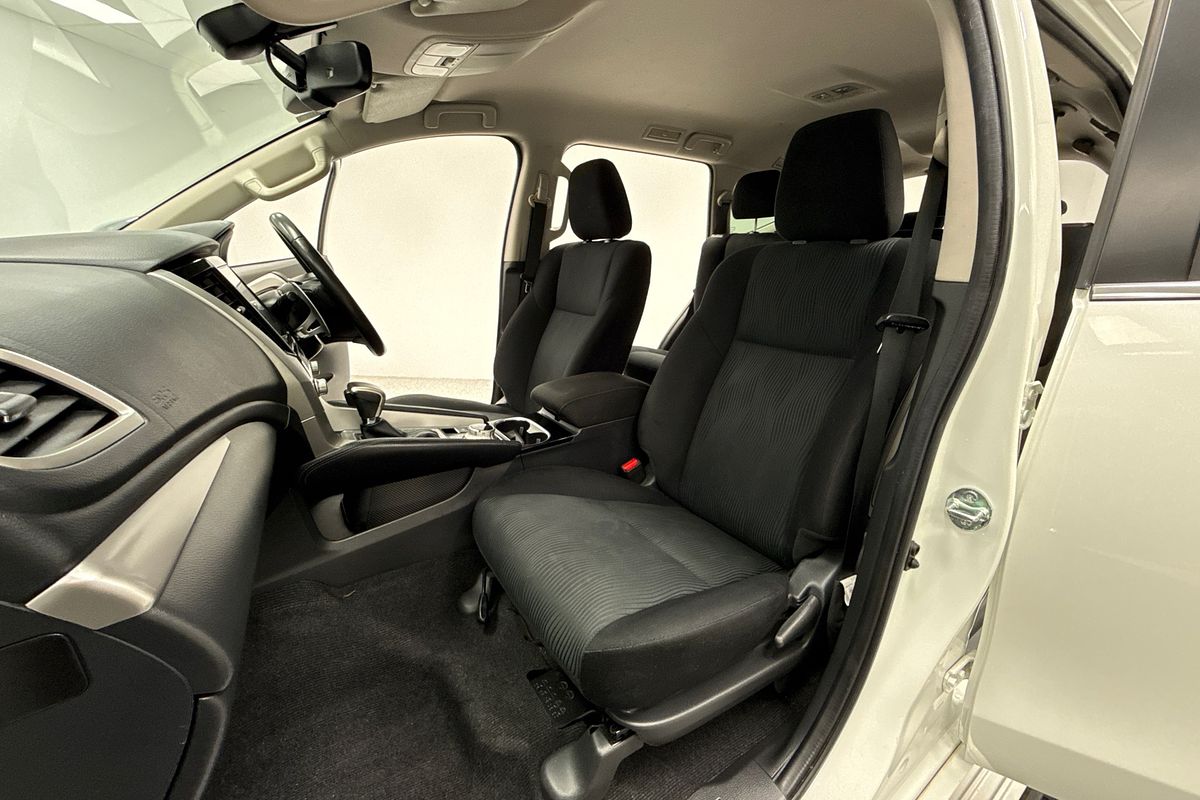 2021 Mitsubishi Pajero Sport GLS QF