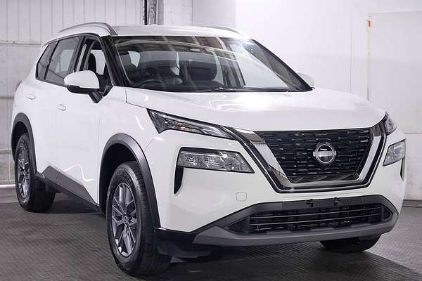 2025 Nissan X-TRAIL ST T33