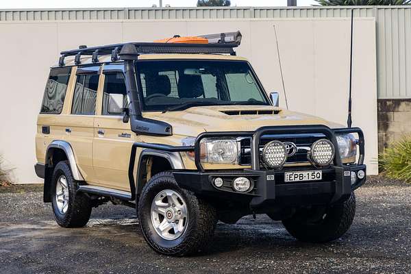 2021 Toyota Landcruiser GXL VDJ76R