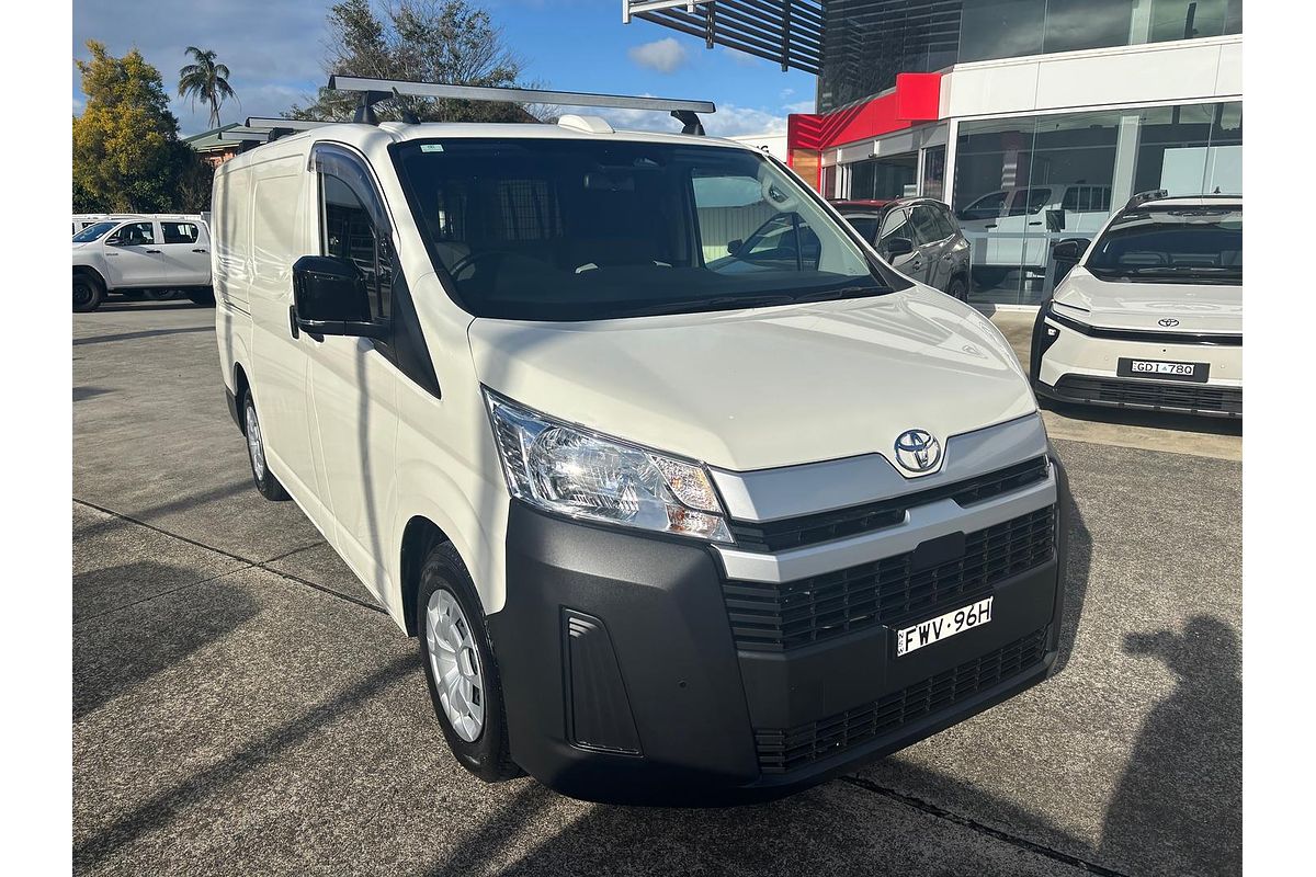 2025 Toyota Hiace GDH300R LWB