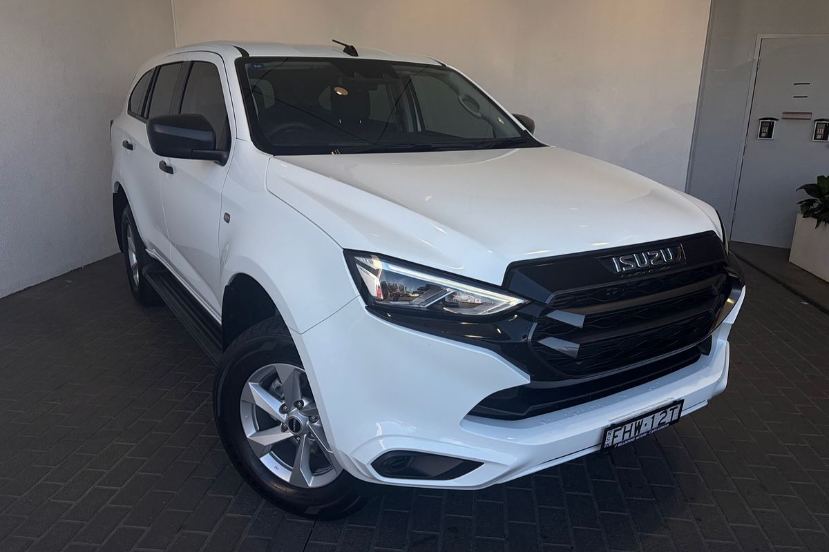 2024 Isuzu MU-X LS-M