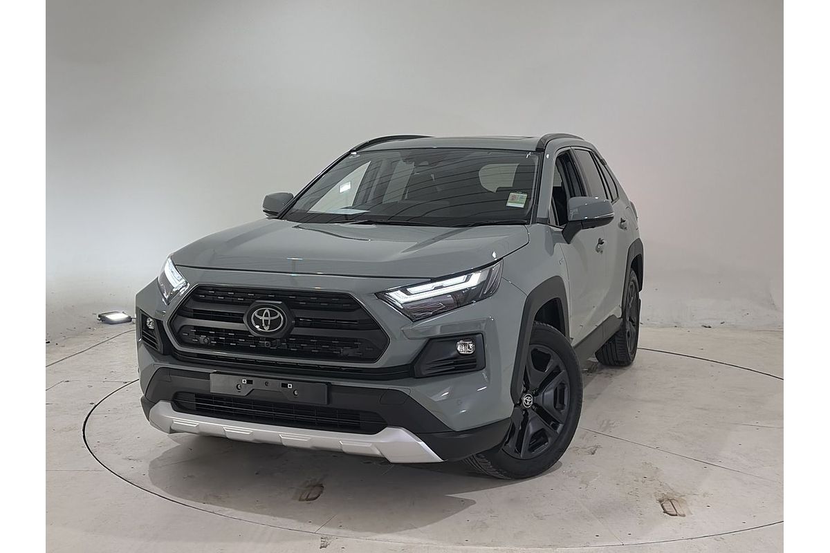 2025 Toyota RAV4 Edge AXAH54R
