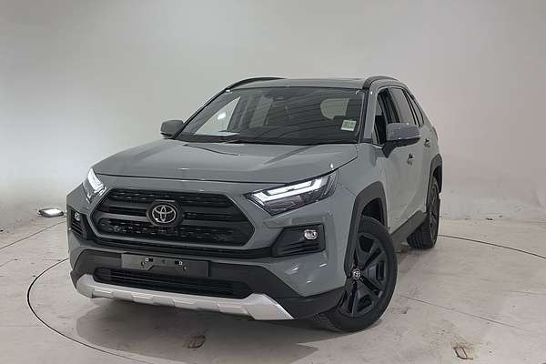 2025 Toyota RAV4 Edge AXAH54R