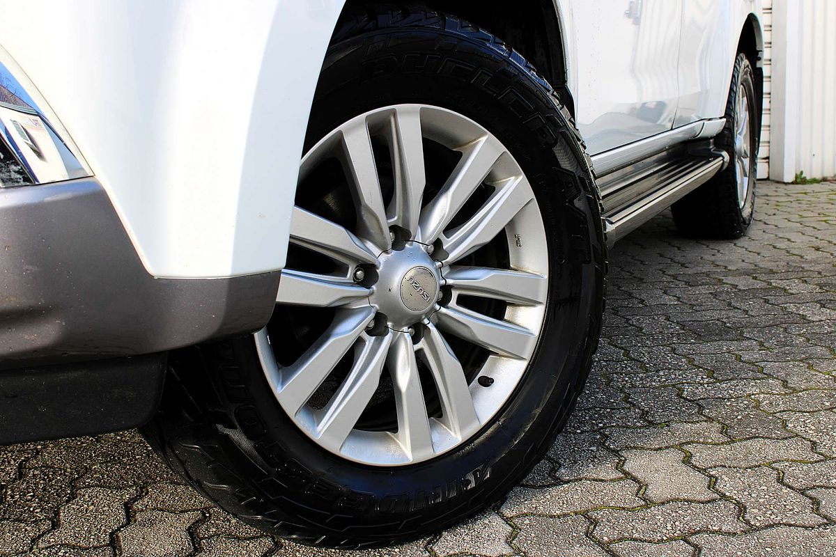 2018 Isuzu MU-X LS-T