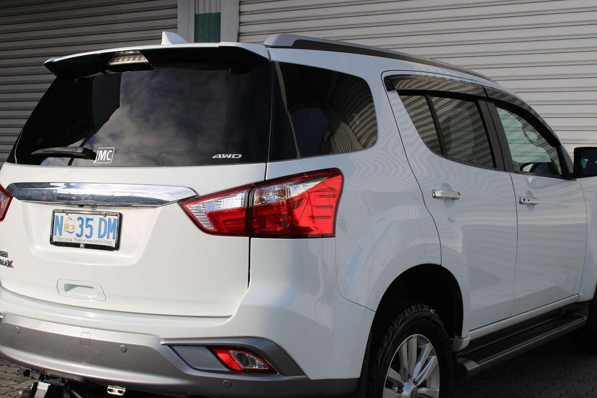 2018 Isuzu MU-X LS-T