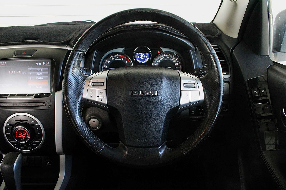 2018 Isuzu MU-X LS-T