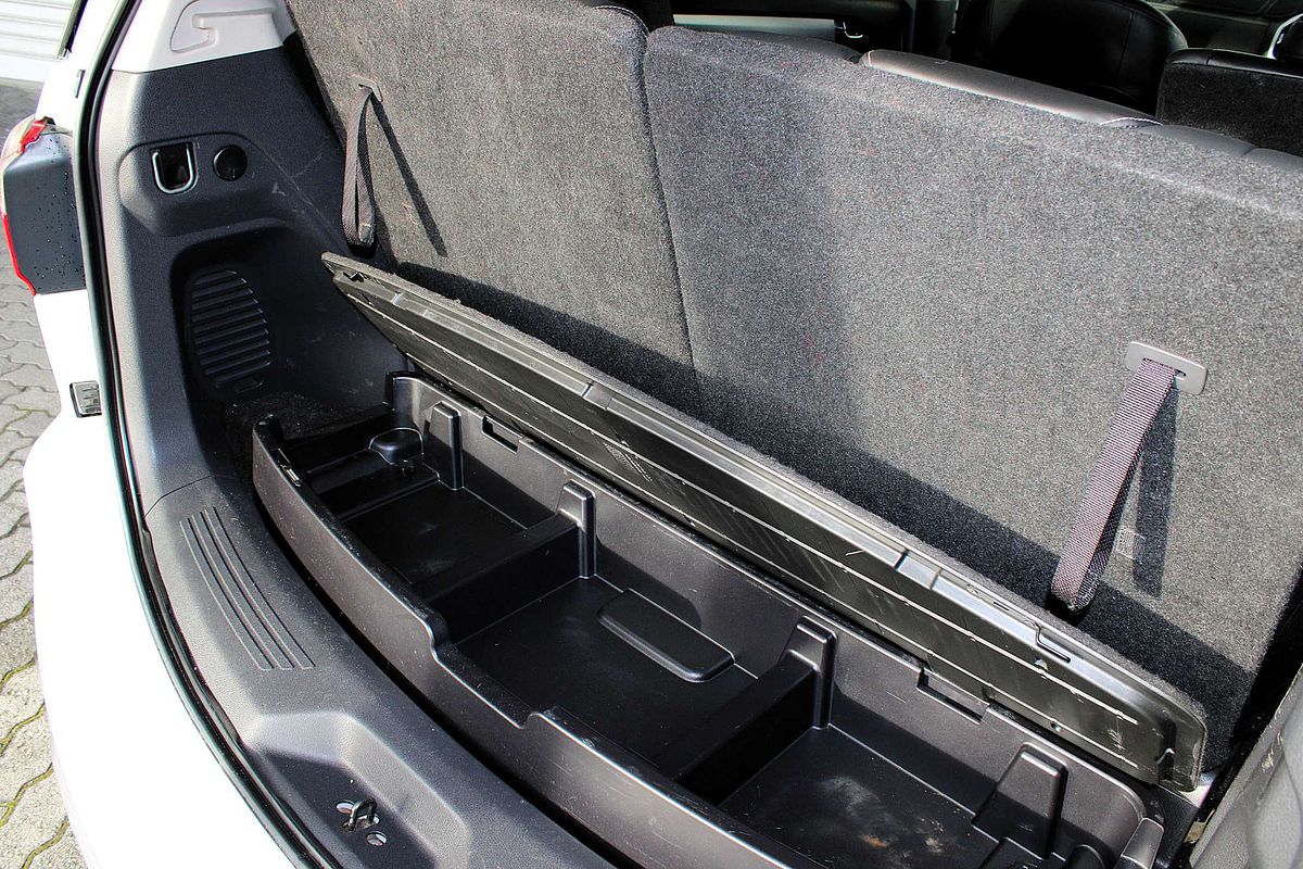 2018 Isuzu MU-X LS-T