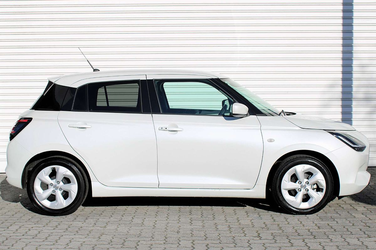 2024 Suzuki Swift Hybrid Plus UZ