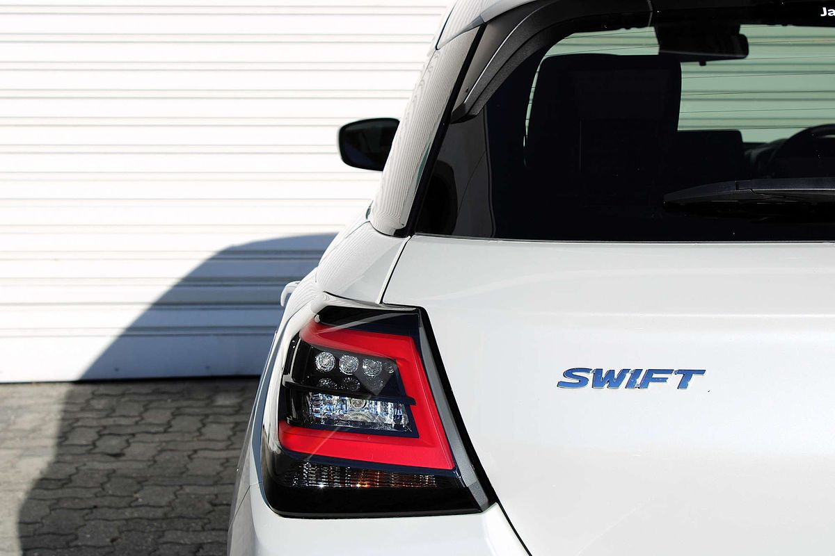 2024 Suzuki Swift Hybrid Plus UZ