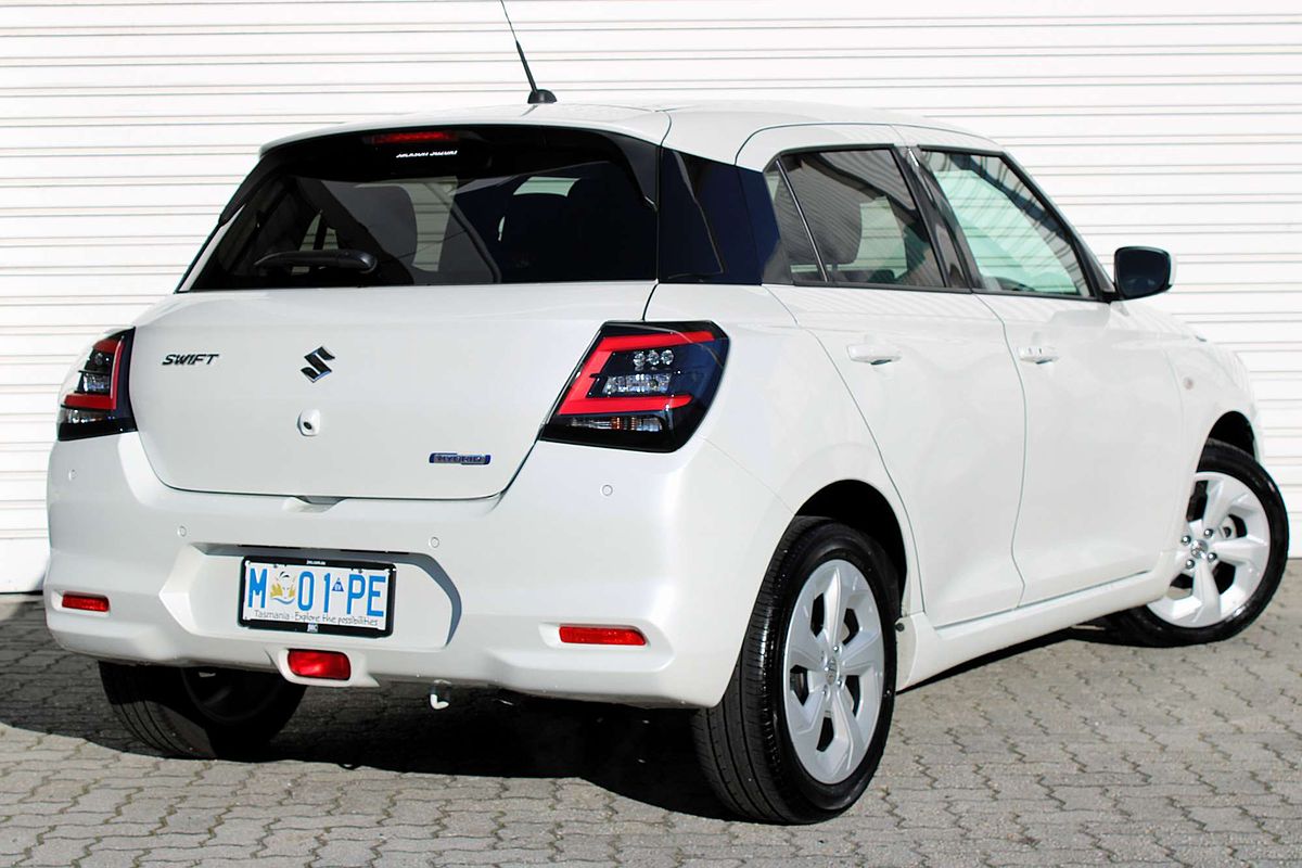2024 Suzuki Swift Hybrid Plus UZ