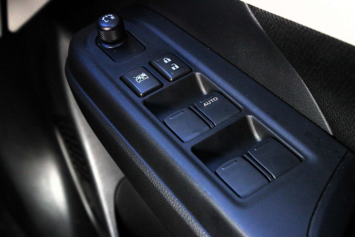 2024 Suzuki Swift Hybrid Plus UZ