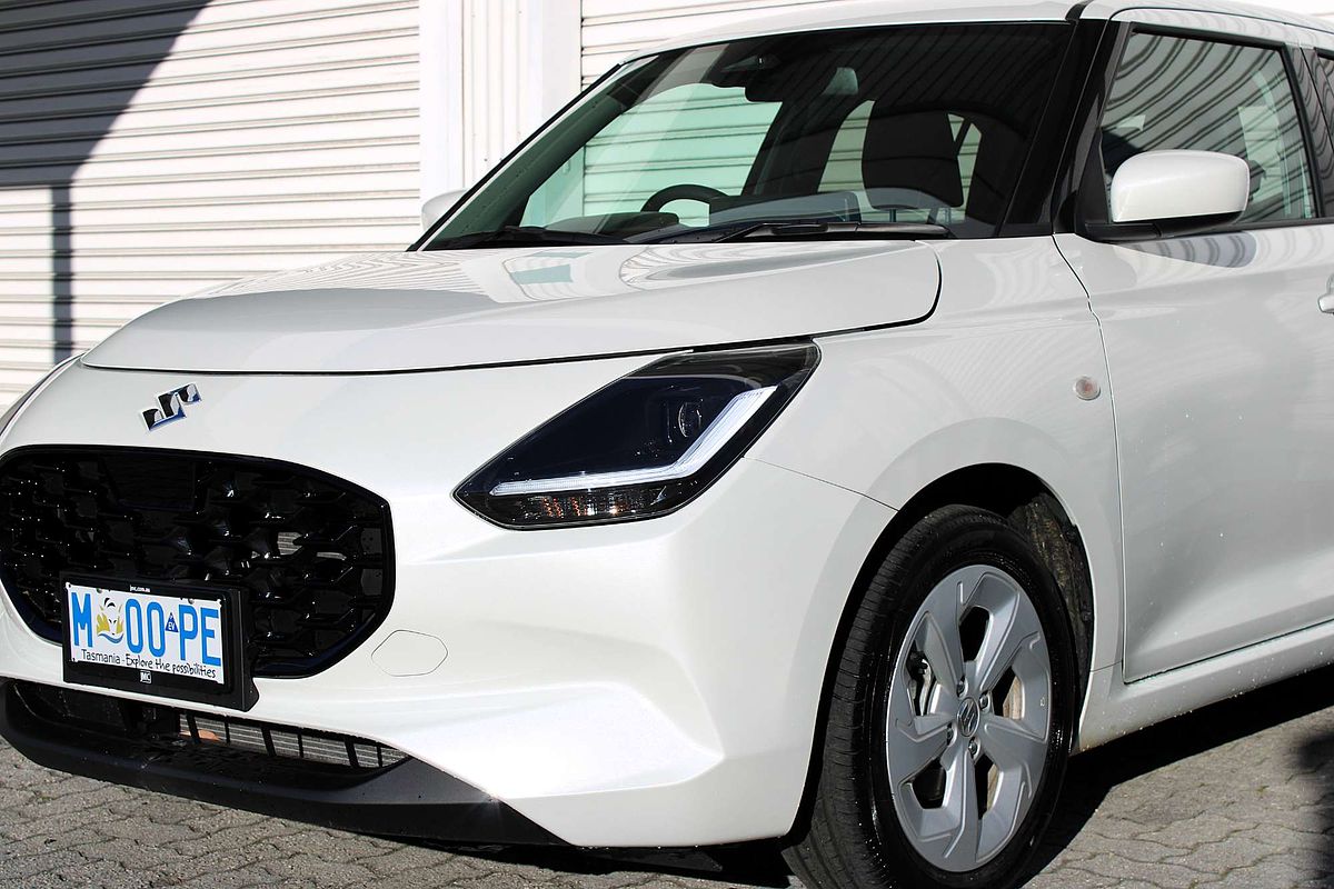 2024 Suzuki Swift Hybrid Plus UZ