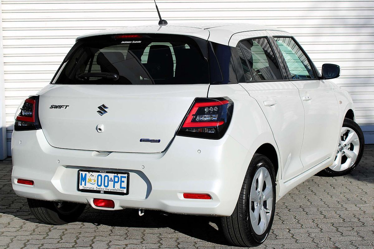 2024 Suzuki Swift Hybrid Plus UZ