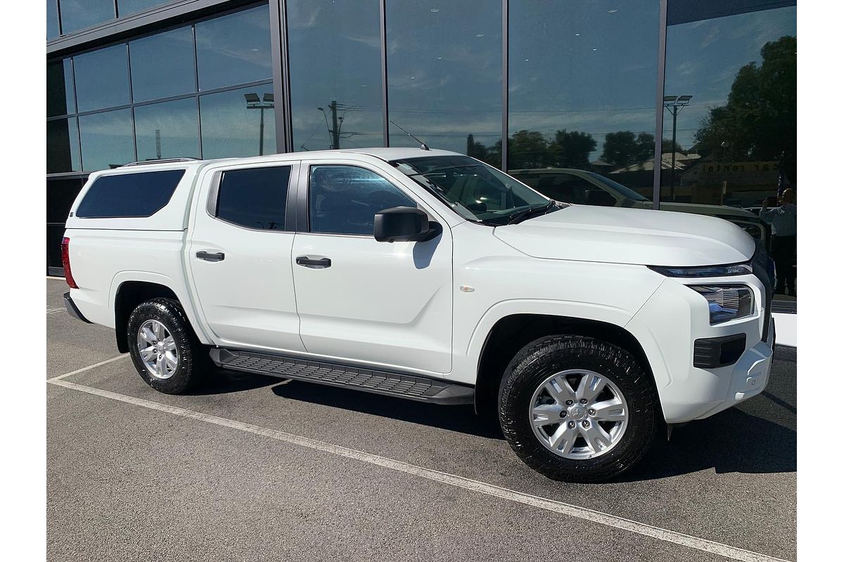 2024 Mitsubishi Triton GLX+ MV 4X4