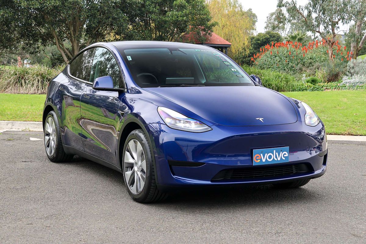 2023 Tesla Model Y Rear-Wheel Drive