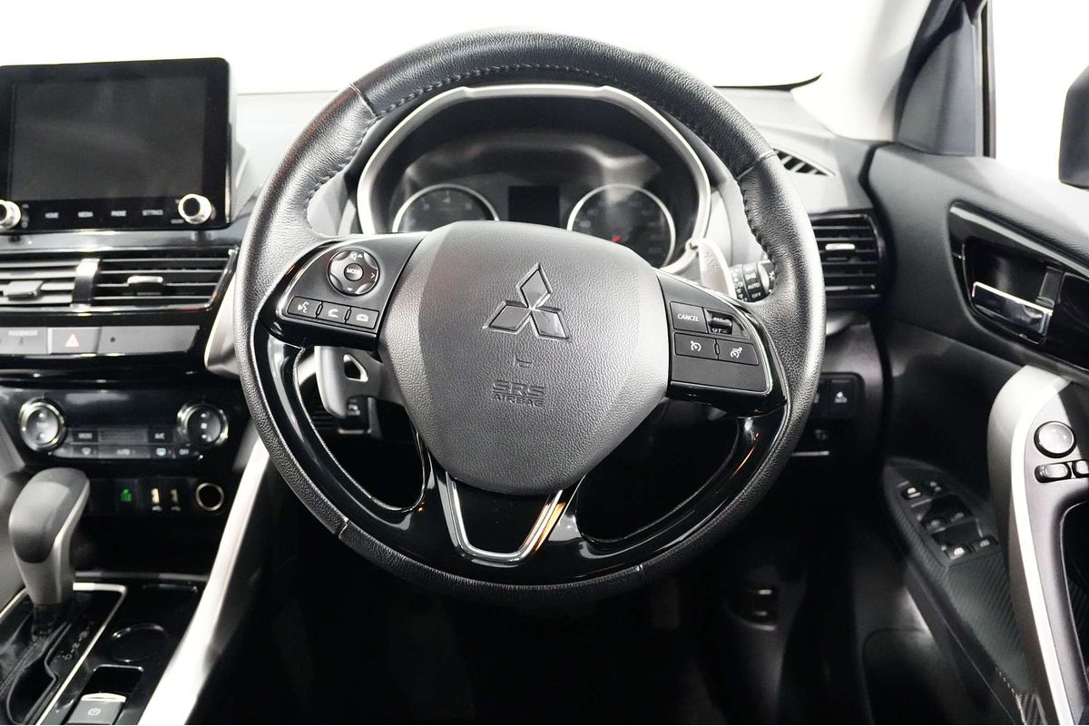 2023 Mitsubishi Eclipse Cross LS YB