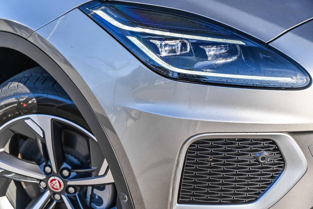 2021 Jaguar E-PACE P250 R-Dynamic SE X540