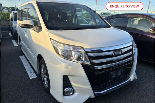 2015 Toyota Noah Si