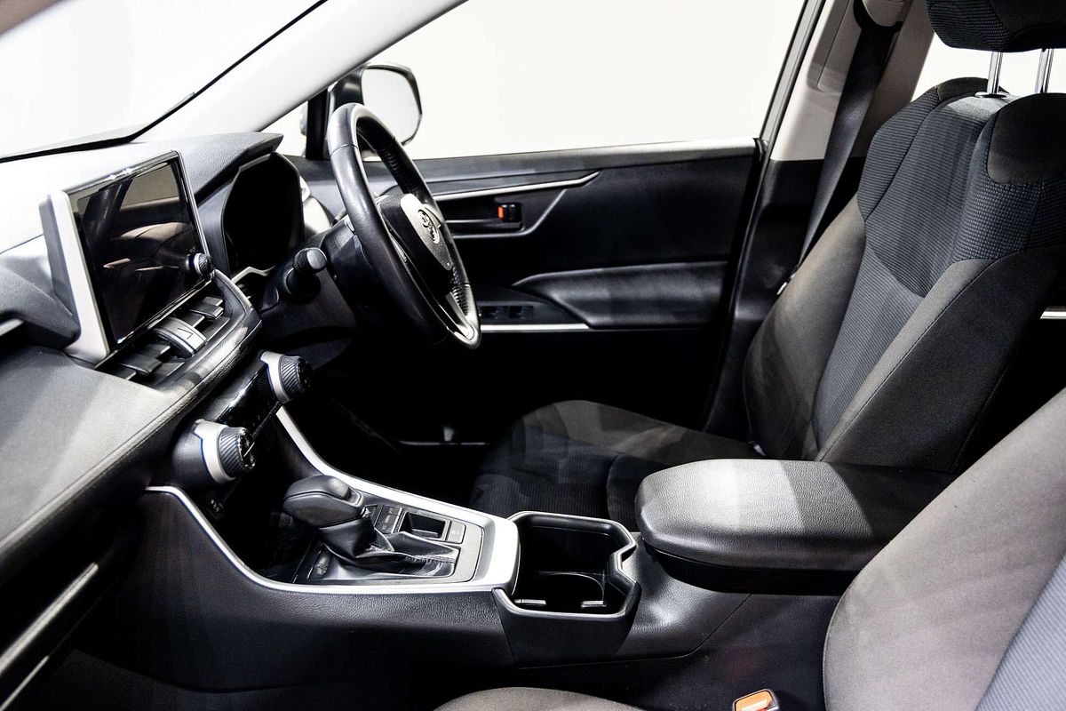 2024 Toyota RAV4 GX AXAH52R