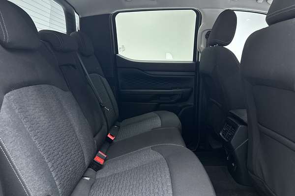 2025 Ford Ranger XLT 4X4 2.0L thumb-11