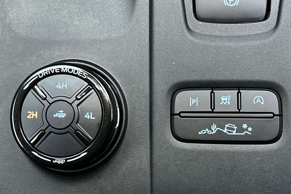 2025 Ford Ranger XLT 4X4 2.0L thumb-14