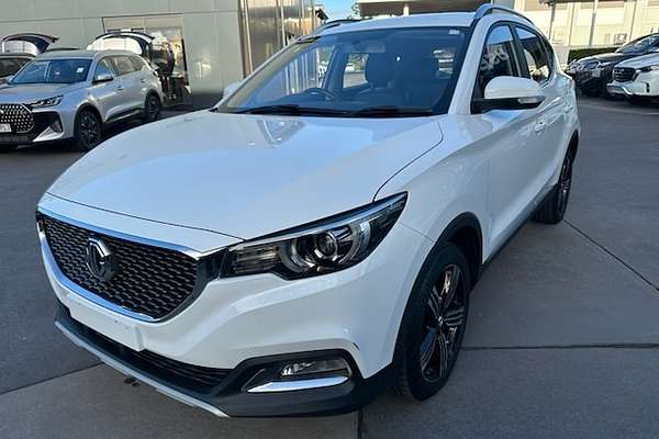 2019 MG ZS Essence AZS1