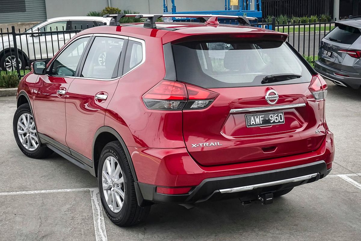 2017 Nissan X-TRAIL ST T32