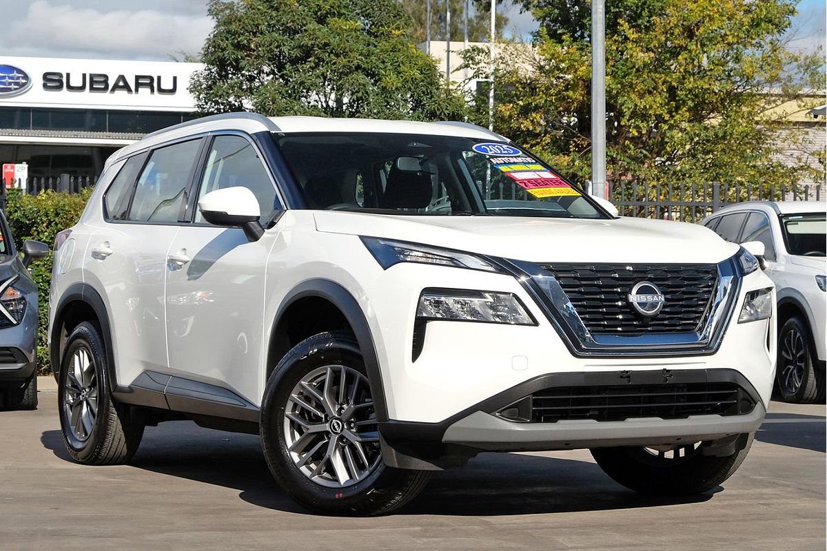 2025 Nissan X-TRAIL ST T33