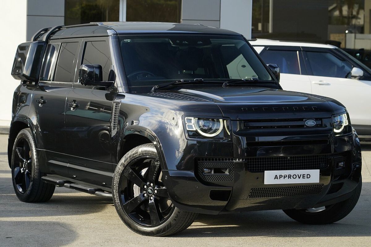 2020 Land Rover Defender 110 P400 SE L663