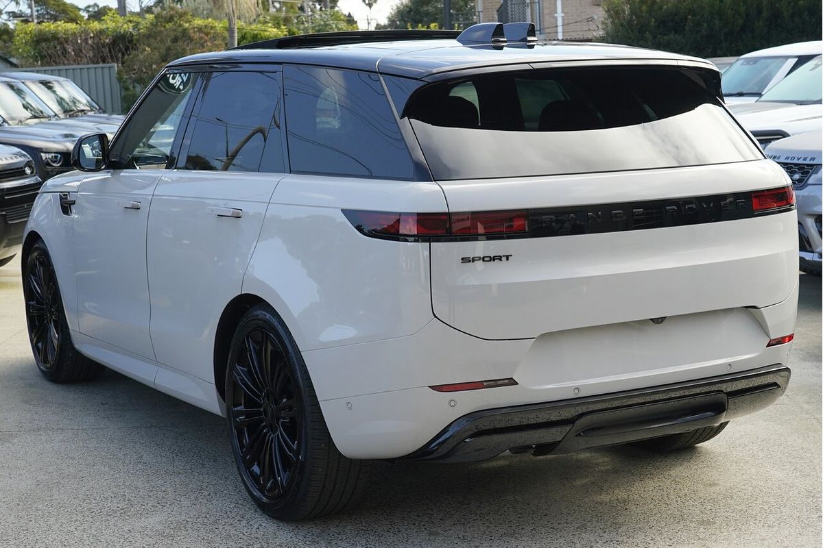 2026 Land Rover Range Rover Sport D350 Dynamic HSE L461
