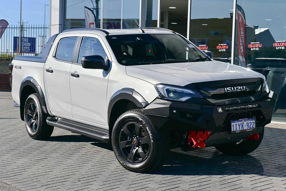 2025 Isuzu D-MAX X-TERRAIN 4X4