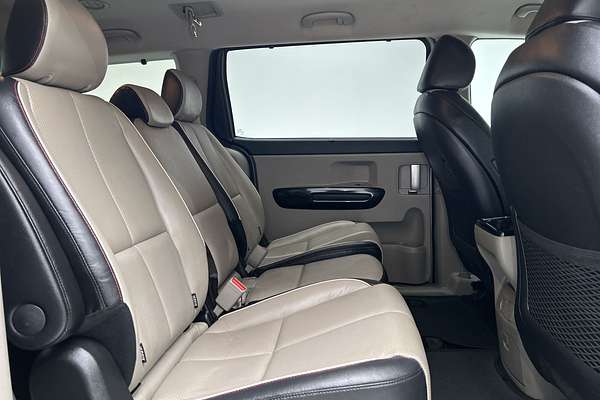 2019 Kia Carnival Platinum YP thumb-11