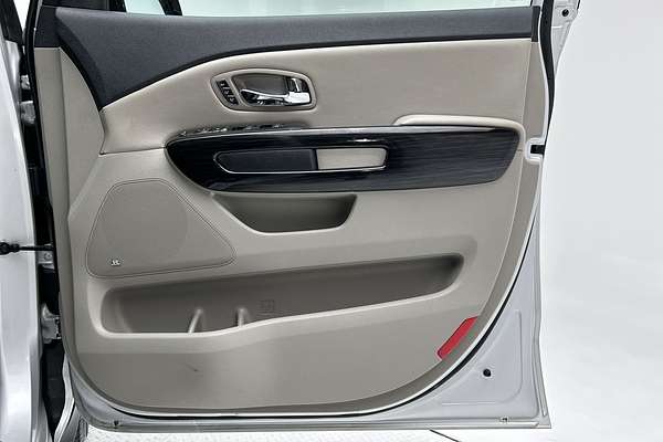 2019 Kia Carnival Platinum YP thumb-18