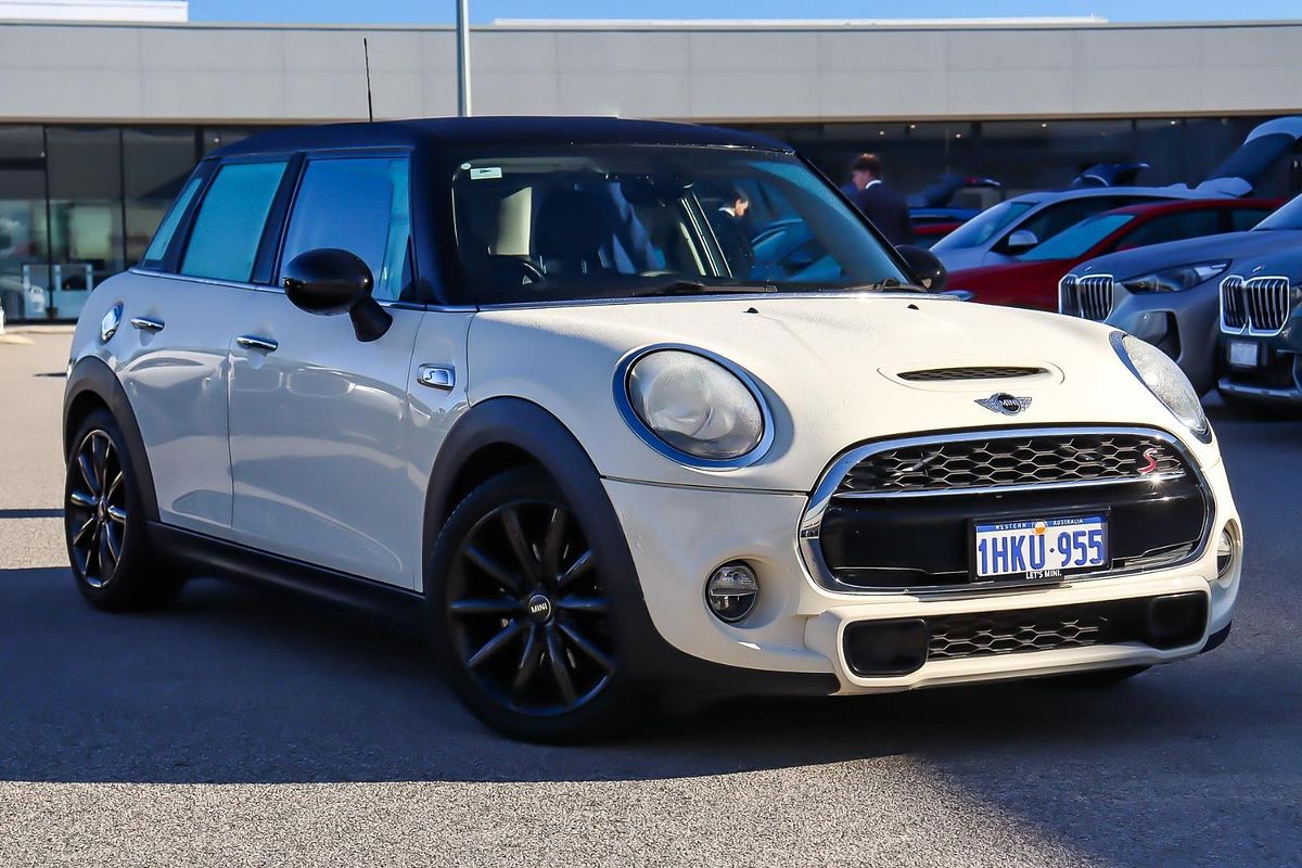 2015 MINI Hatch Cooper S F55