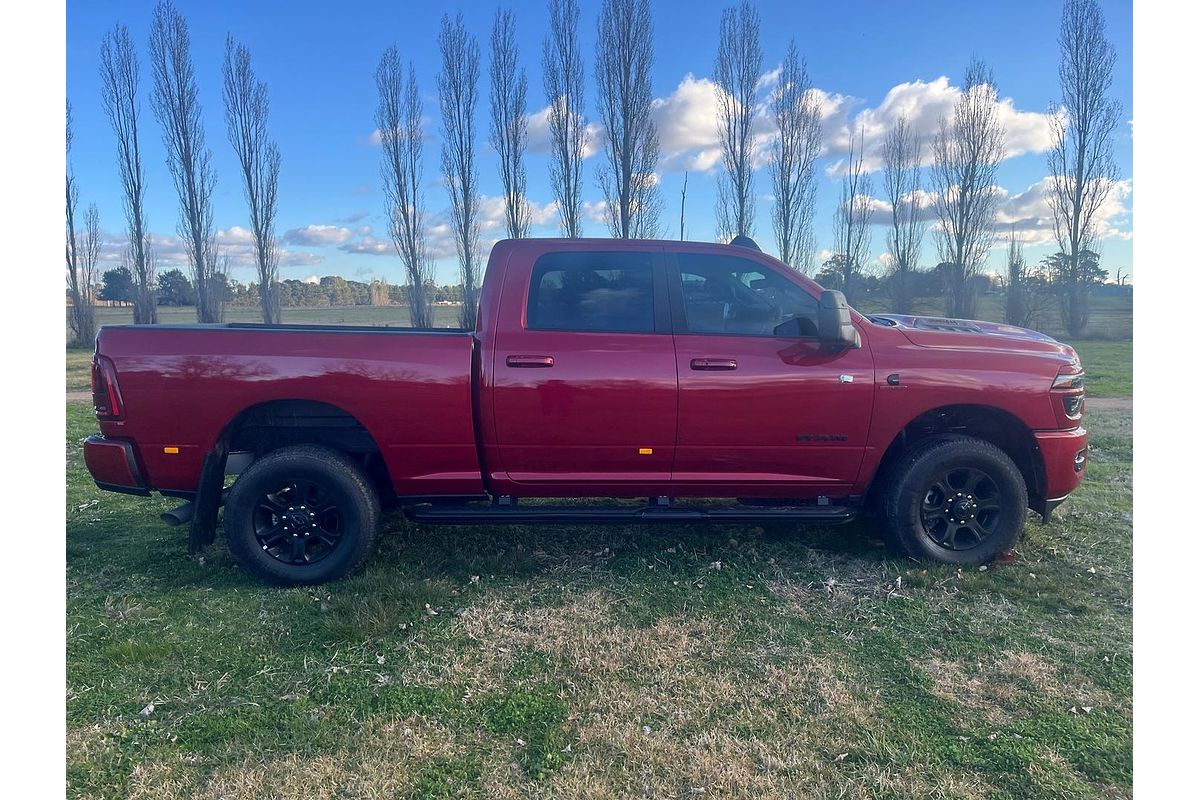 2025 RAM 2500 Laramie DJ 4X4