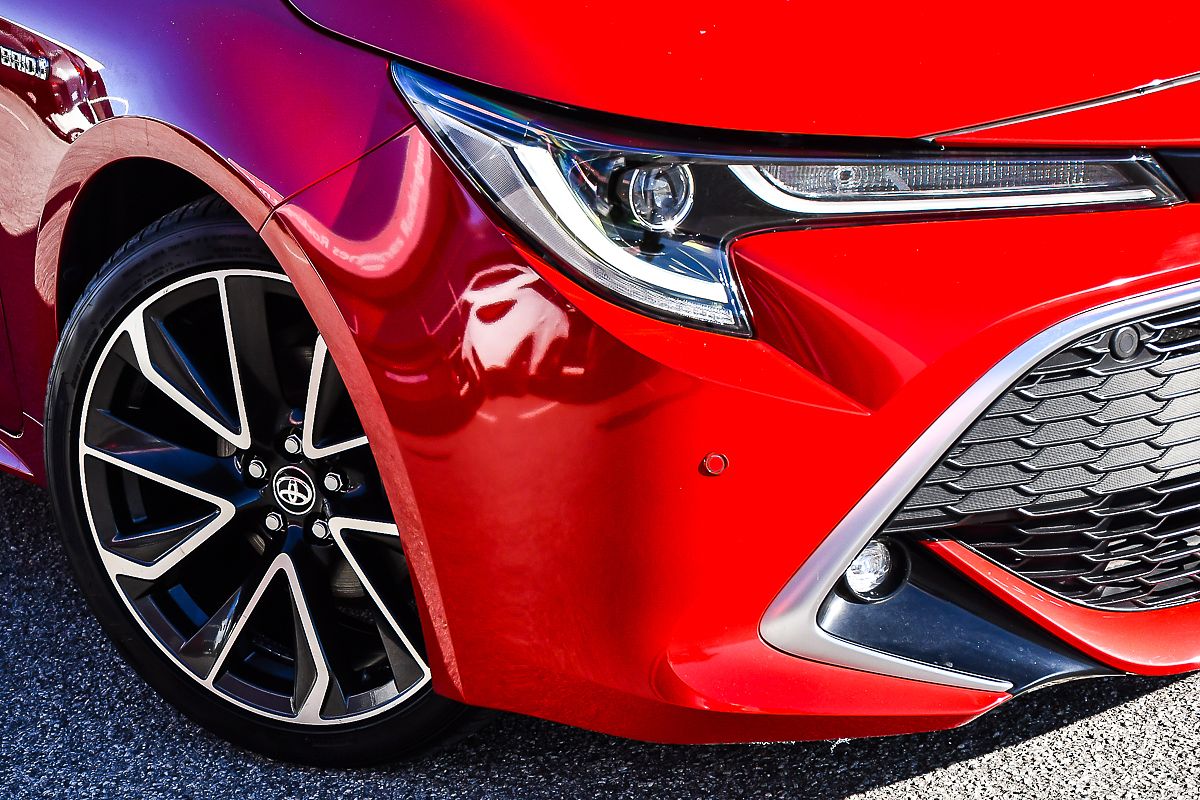 2020 Toyota Corolla ZR Hybrid ZWE211R