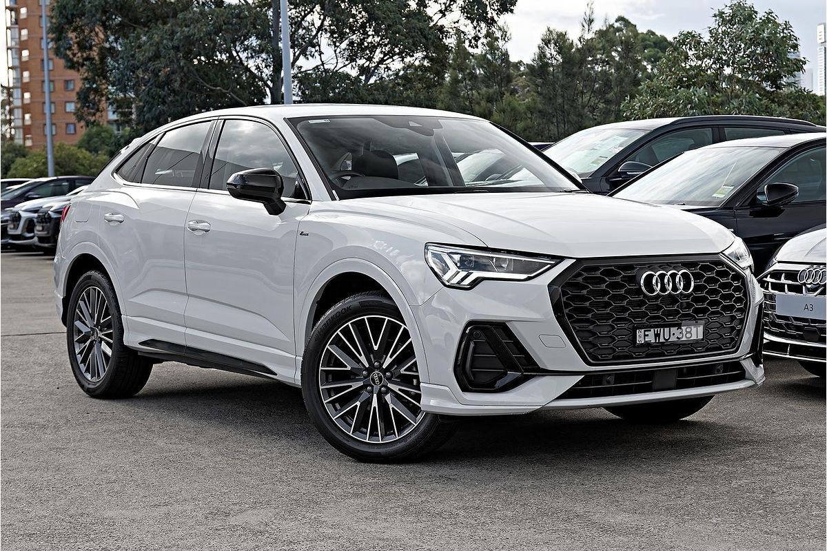 2022 Audi Q3 35 TFSI S line F3