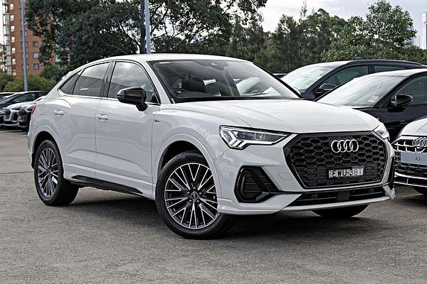 2022 Audi Q3 35 TFSI S line F3
