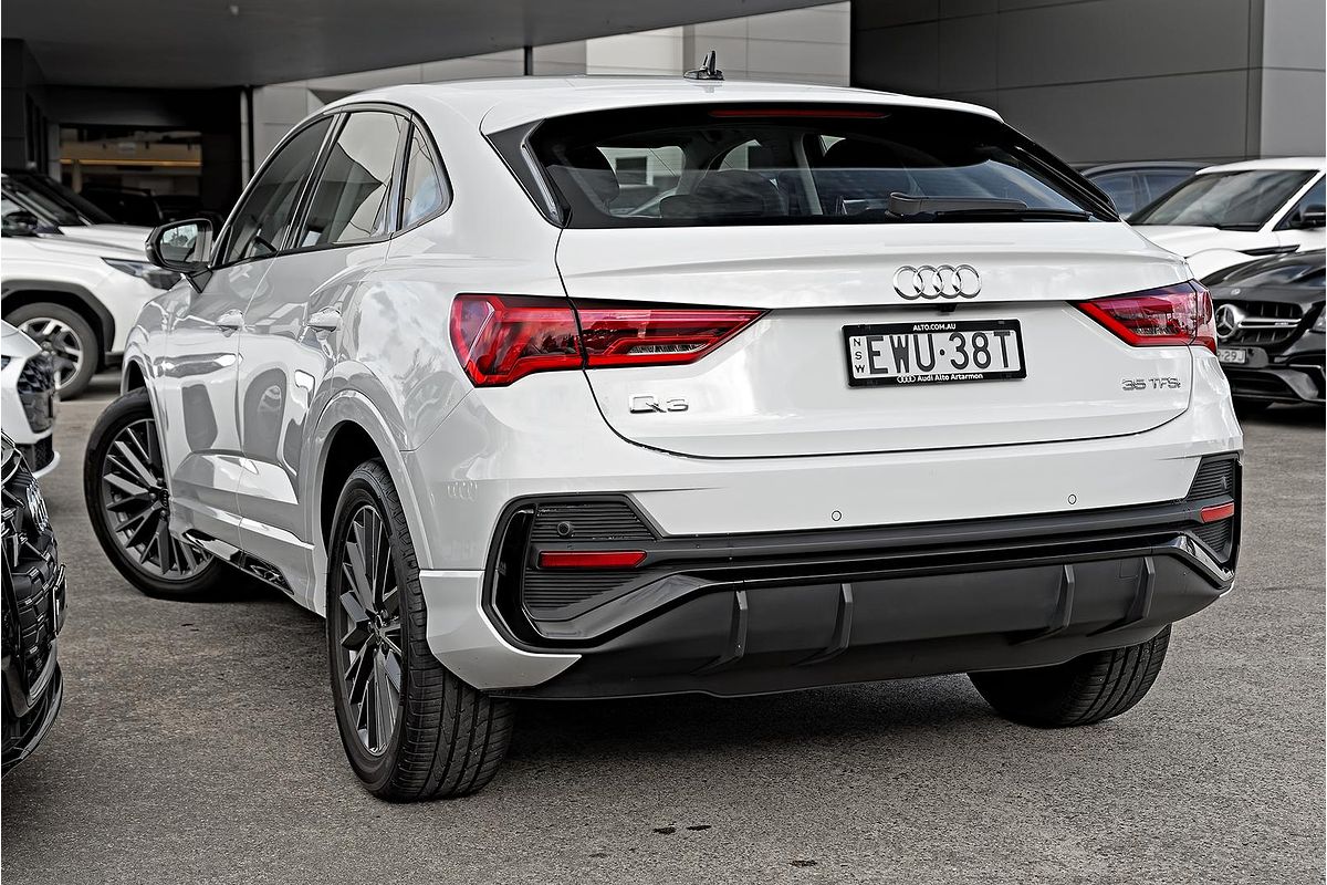 2022 Audi Q3 35 TFSI S line F3