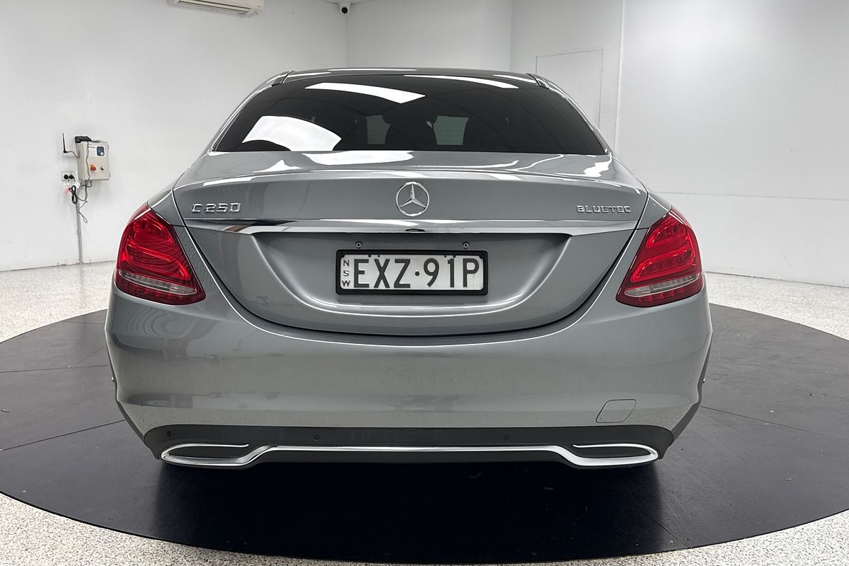 2015 Mercedes-Benz C-Class C250 W205