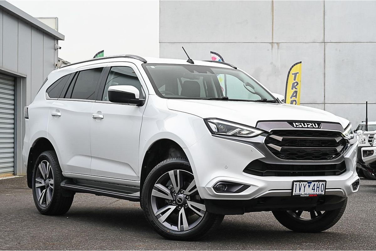 2022 Isuzu MU-X LS-T