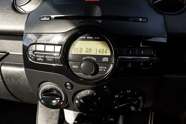 2014 Mazda 2 Neo Sport DE Series 2