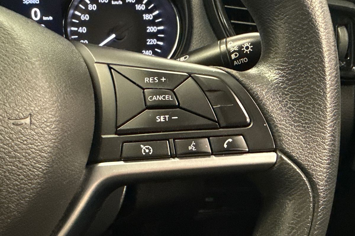 2022 Nissan X-TRAIL ST T32