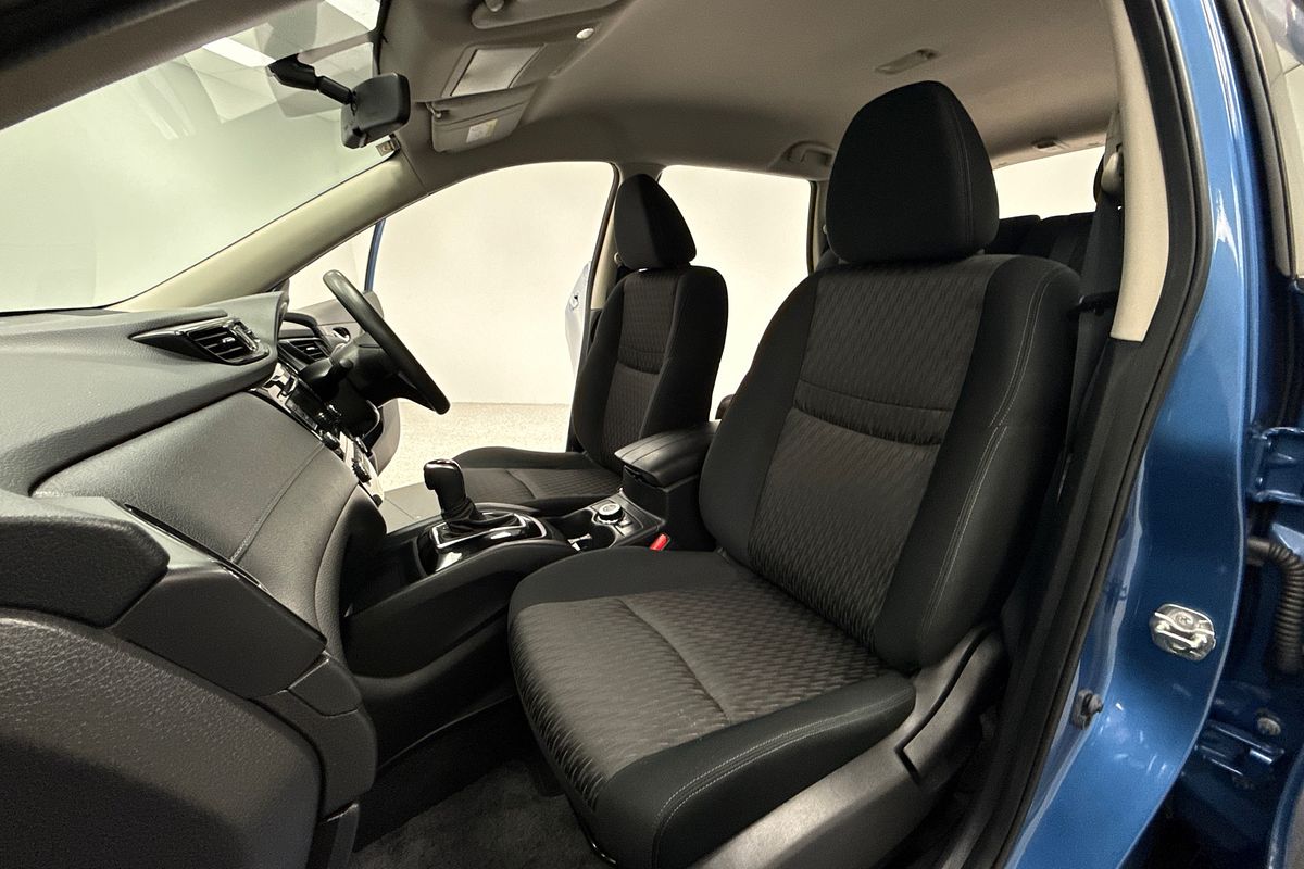 2022 Nissan X-TRAIL ST T32