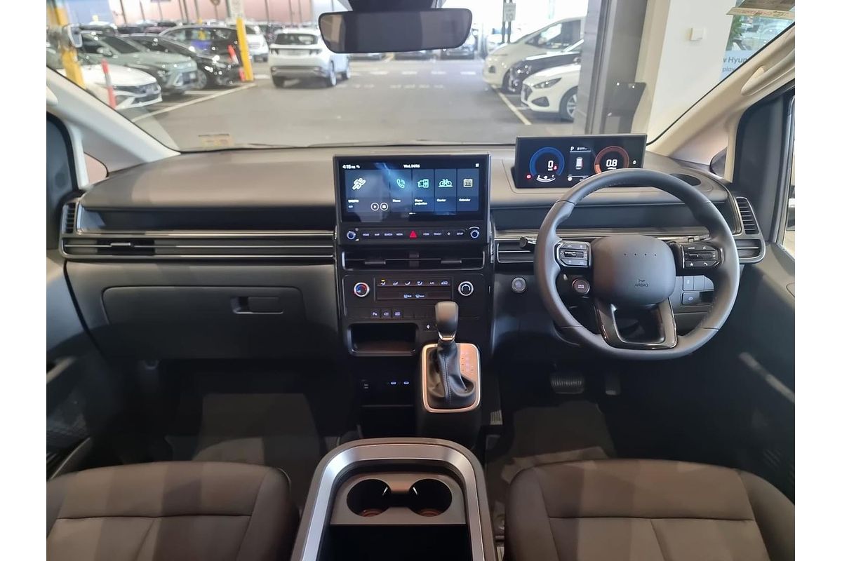2026 Hyundai STARIA LOAD US4.V4