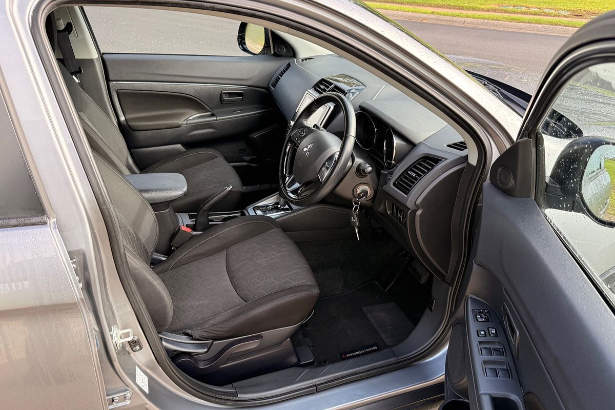 2022 Mitsubishi ASX ES XD