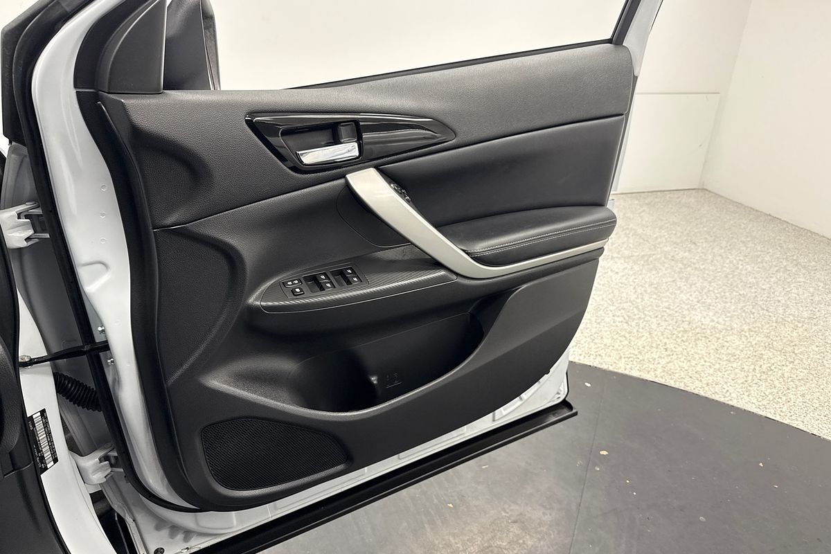 2021 Mitsubishi Eclipse Cross Exceed YB