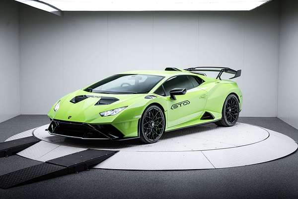2023 Lamborghini Huracan STO 724
