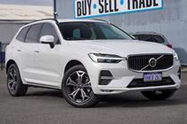2021 Volvo XC60 B5 Momentum
